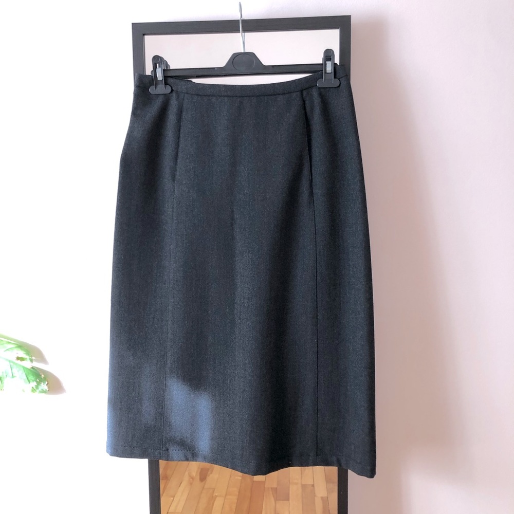 Prada Dark Grey Wool Midi Skirt size IT 42/Medium